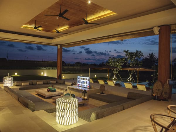 The Iman Villa - Living area at night